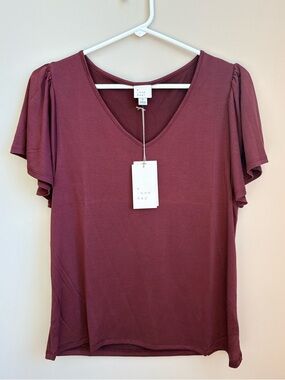 NWT a new day Burgundy V-Neck Short Sleeve Flutter Top